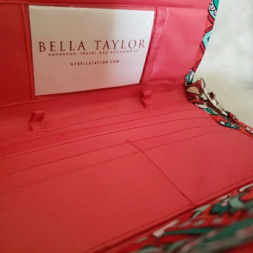 Bella Taylor Trifold Wallet With Strap